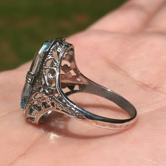 Intricate Art Deco Sterling Silver Blue Topaz Ring - Picture 6 of 15